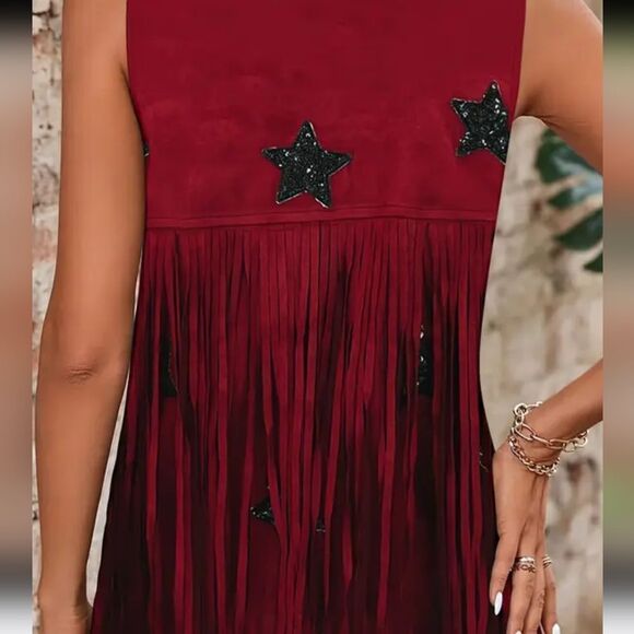 Casual V Neck Sleeveless Top With Star Print And Fringe Detail. XL NWT Brick Red - Picture 9 of 10